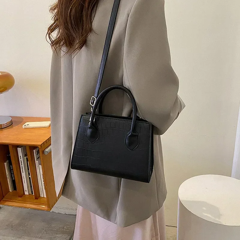 KIP02 nowe kwadratowe torby Crossbody dla kobiet moda torebki i portmonetki damska torba na ramię z małymi kokardkami na wierzchu torby z uchwytami