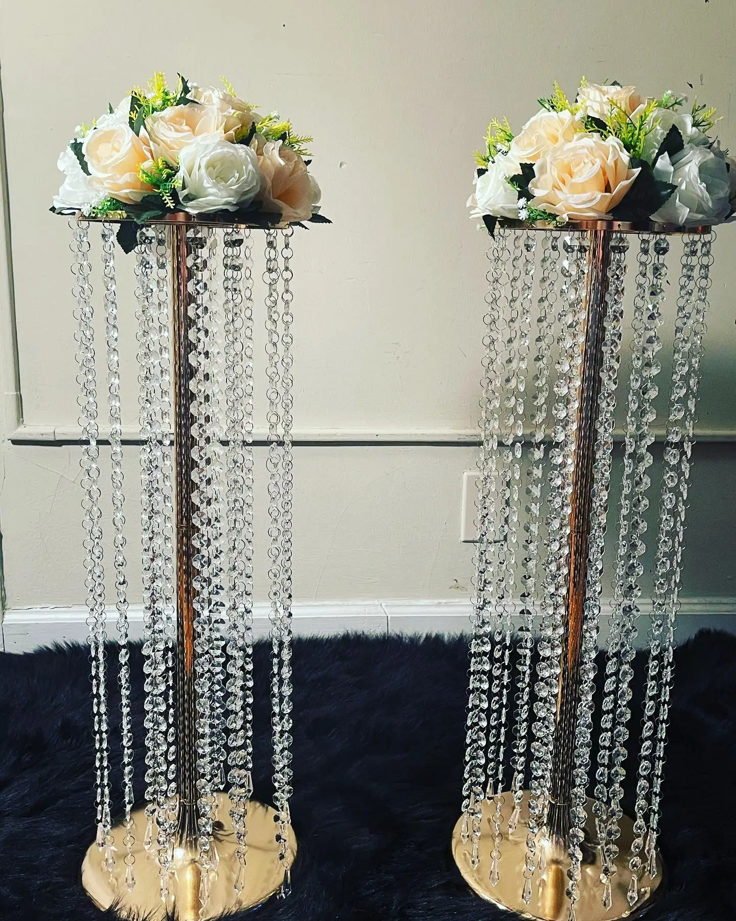 Luxury crystal flower stand for wedding, floor-standing metal flower stand for party centerpiece, catwalk flower stand guide