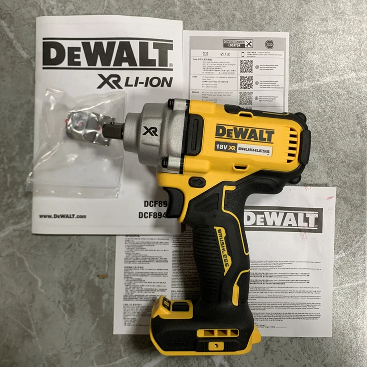 

DEWALT DCF8941/2in Mid-Range Brushless Impact Wrench With Detent Pin Anvil 18V Lithium 447NM body only