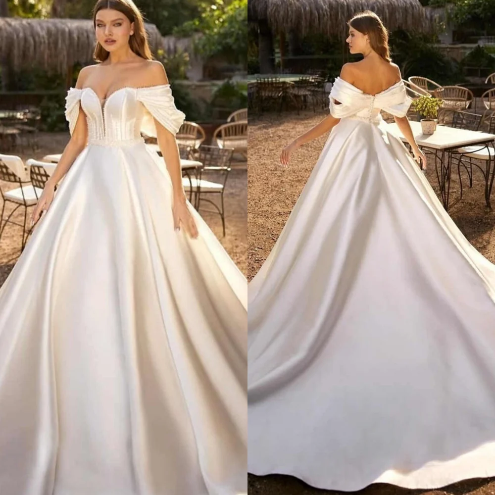Vestido de novia elegante blanco personalizado con escote en forma de corazón de cristal, vestidos de novia con botones en la espalda y hombros descubiertos para fiesta nupcial