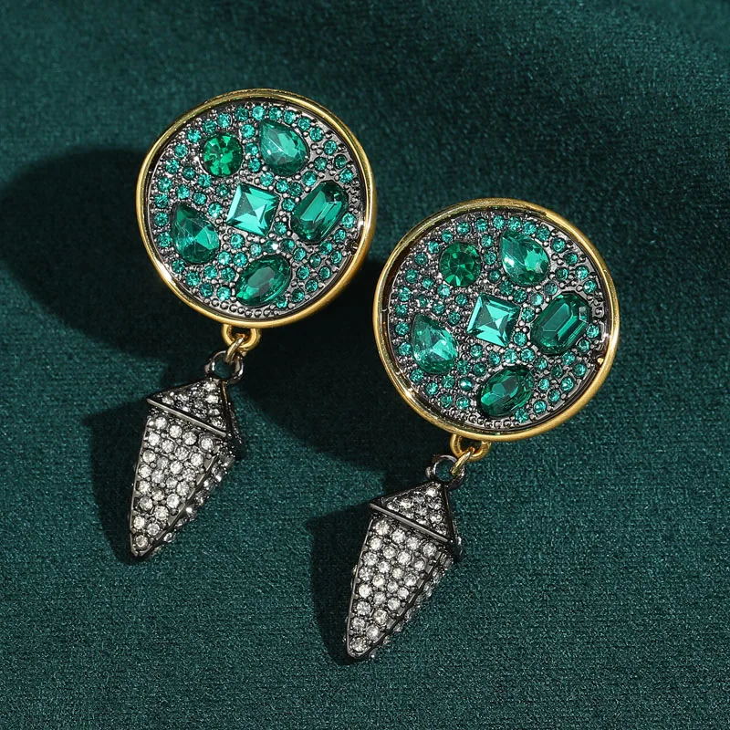 

Vintage Crystal Green Earrings Black Vertebral Rhinestone Luxury Designer Jewelry Round Accessories For Women Trends 2026 New