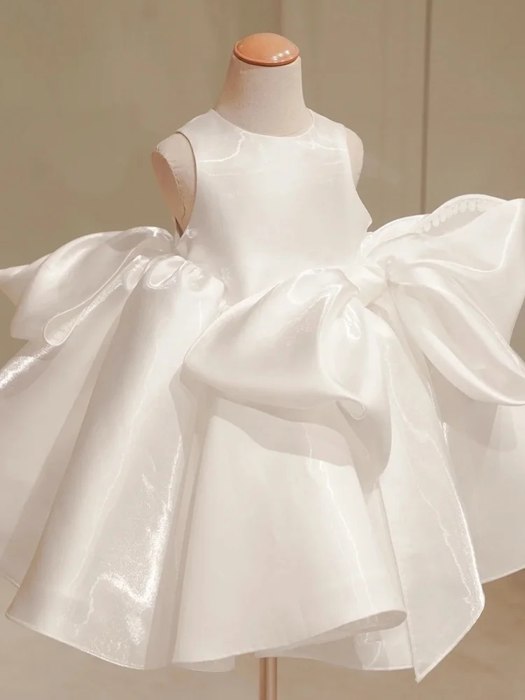 Custom Flower Girl Dress Wedding Gown Party Dress Sleeveless Round Neck Oversized Bow Satin Mini Gown for Girls Wedding and Part