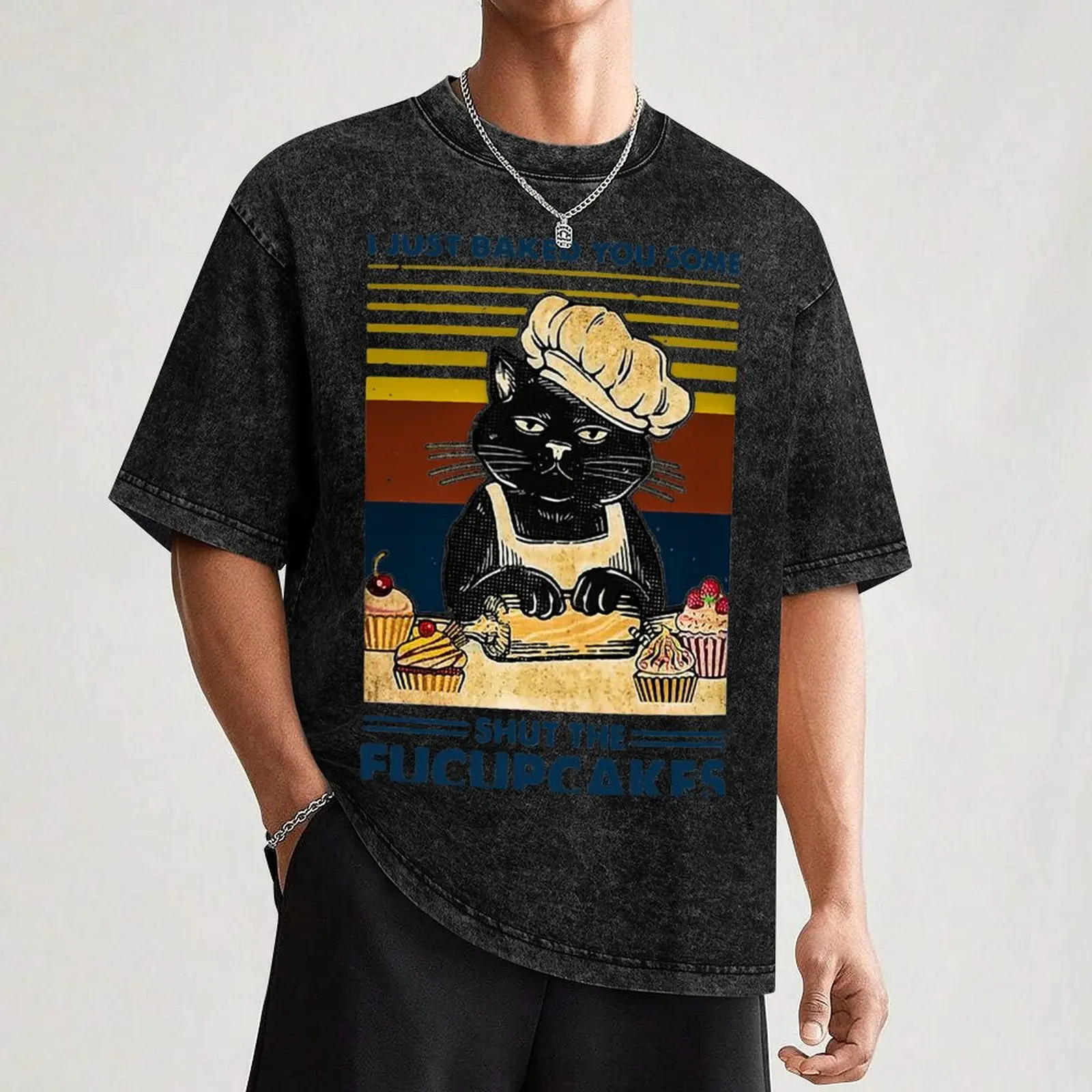 BLACK CAT I JUST BAKED YOU SOME SHUT THE FUCUPCAKES VINTAGE T-Shirt Quick Dry Sports Tee