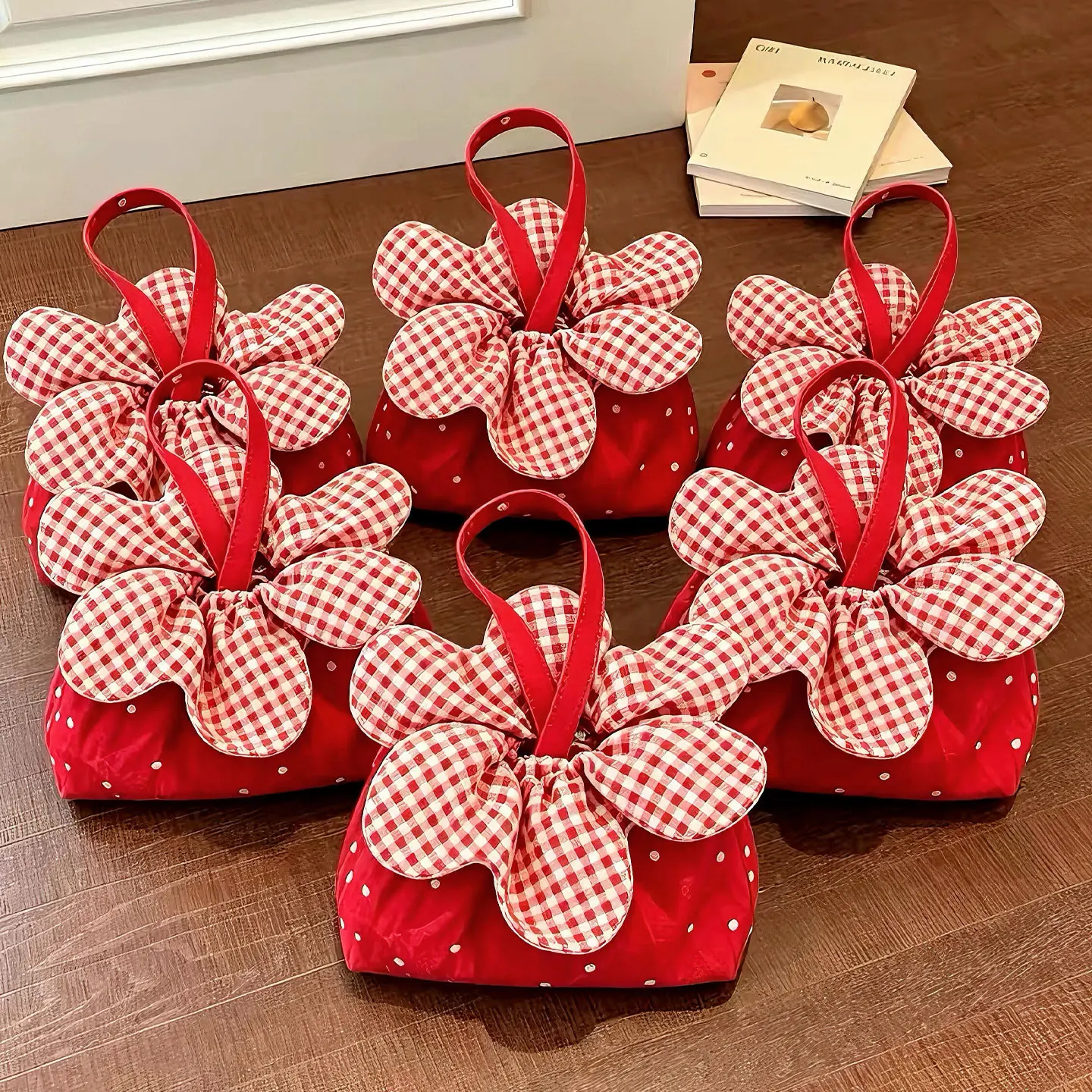 wedding-bridesmaid-handbag-practical-marriage-gift-bag-high-end-feeling-handheld-small-bag-festival-celebration-supplies