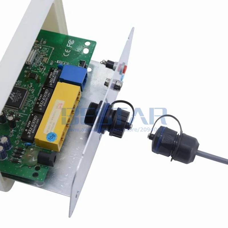 في الهواء الطلق CAT6/5e RJ45 شبكة موصل مقاوم للمياه ، الصناعية لوحة جبل مقرنة مع IP68 الغبار غطاء إيثرنت كابل شبكة محلية