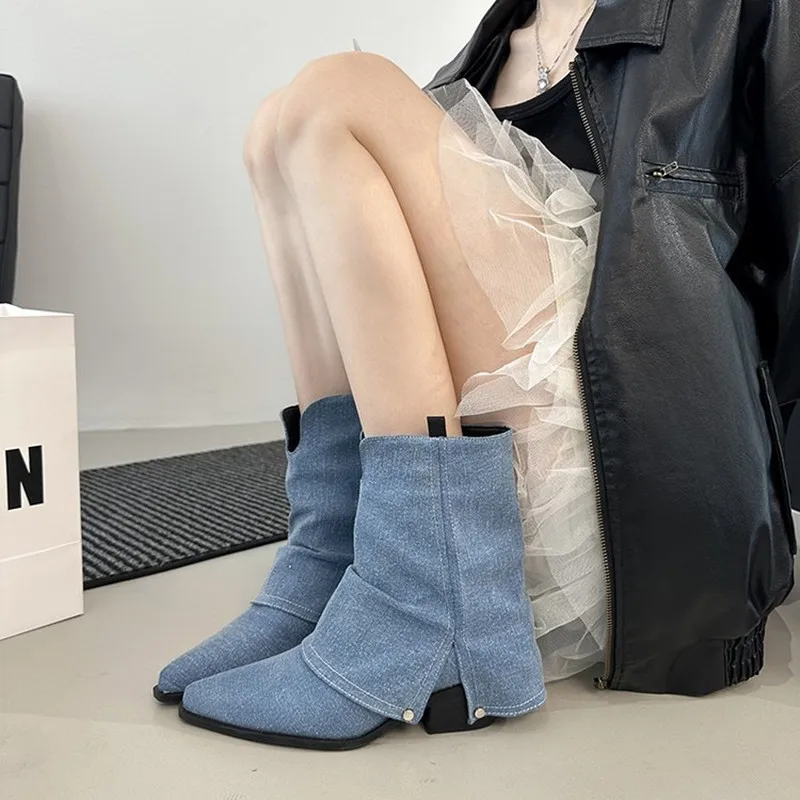 

2025 дизайн, осенне-зимние роскошные новые брендовые туфли с острым носком и квадратным каблуком, лаконичные офисные женские туфли, плиссированные шелкопоны