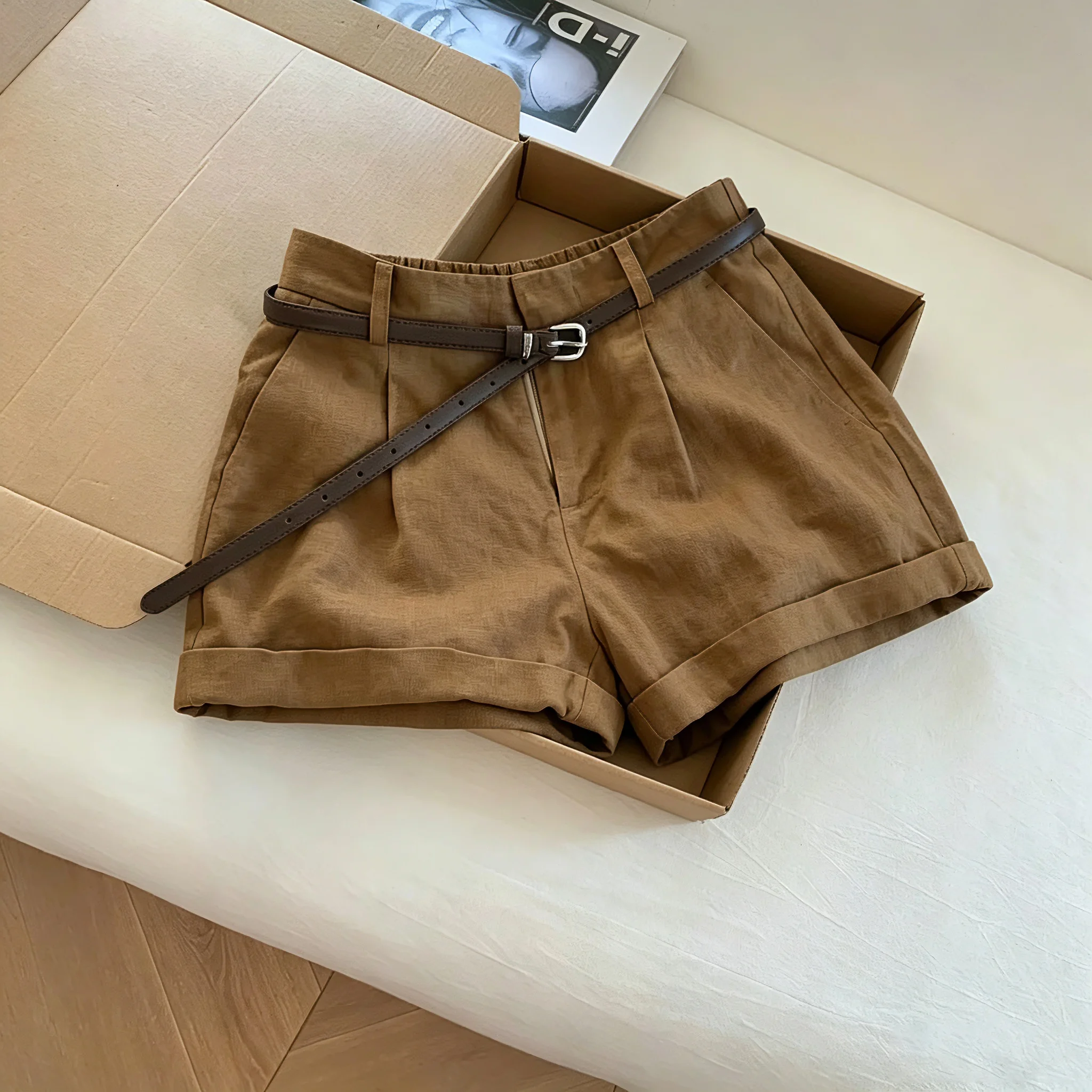 

High Waist Khaki Linen Short Pants Men Women Summer Casual Design Slim A-Line Wide Leg Cuffed Hot Pants Asymmetrical Straight...