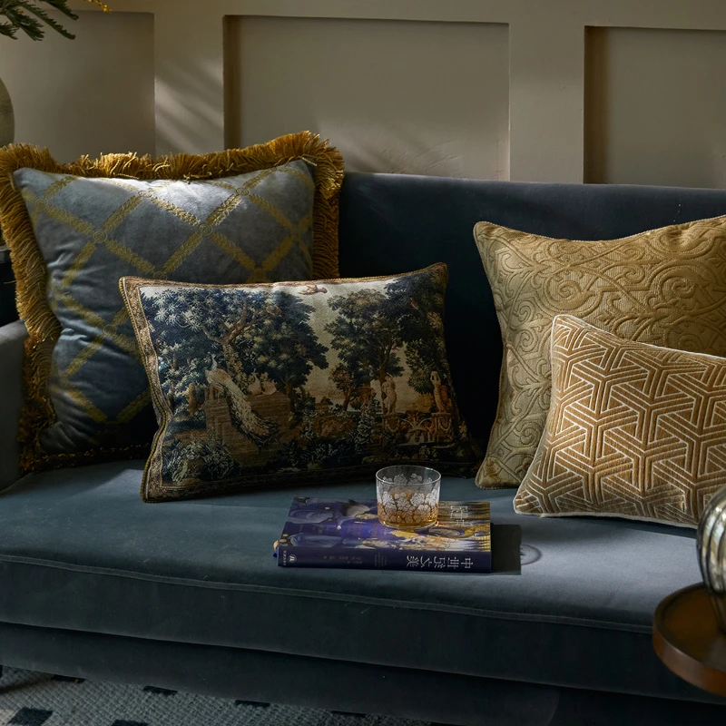 Retro European Style Pillows Luxury Courtly Cushion Case Dark Green 50 55 Decorative Pillow Cover For Sofa Chair Home Decoration