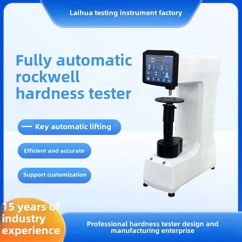 Беспроводные люди в бассейне