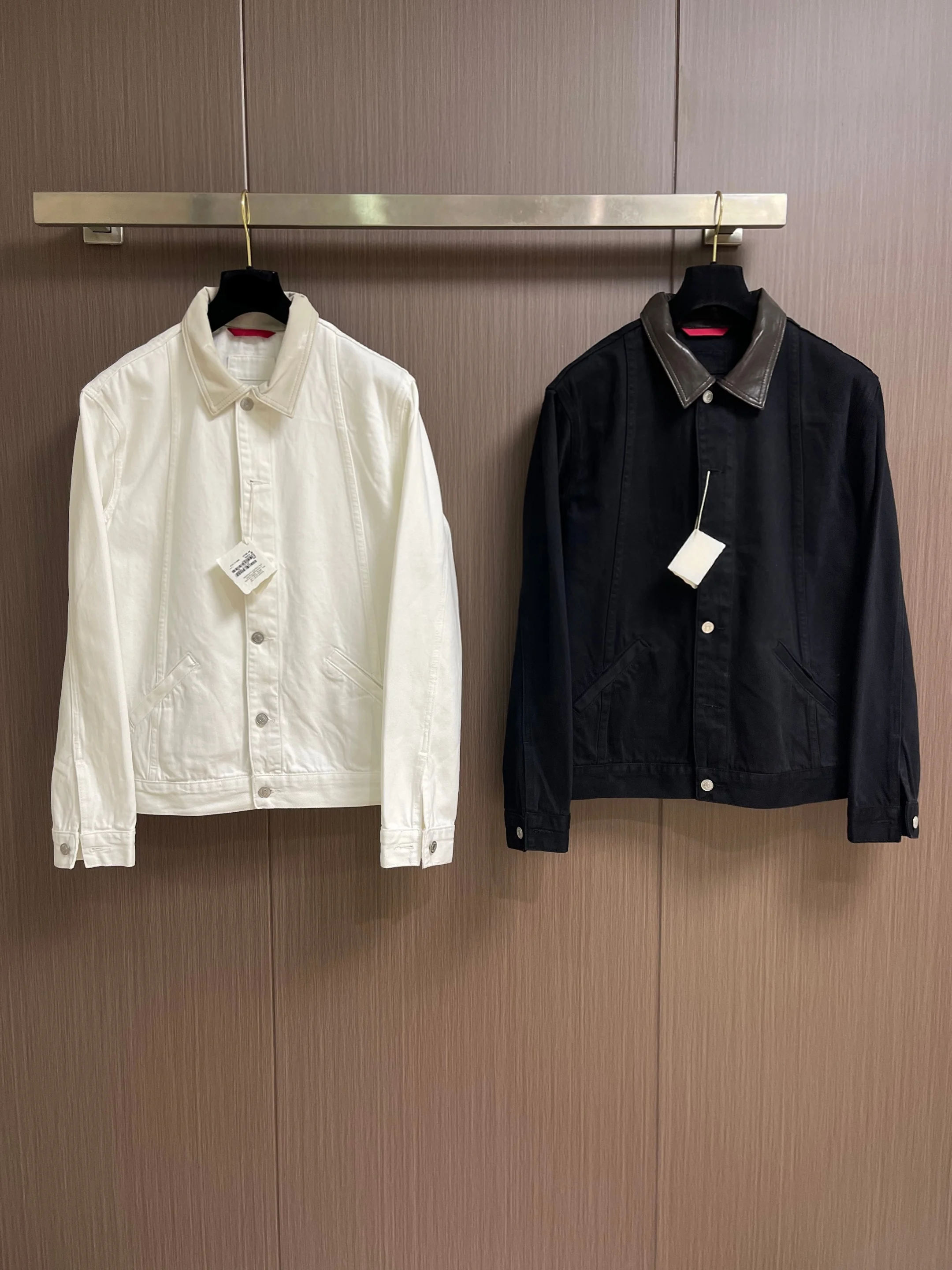 

Мужская модная верхняя одежда в итальянском винтажном стиле: повседневная свободная куртка с кожаным воротником и вставками, весна 2026, длинный рукав