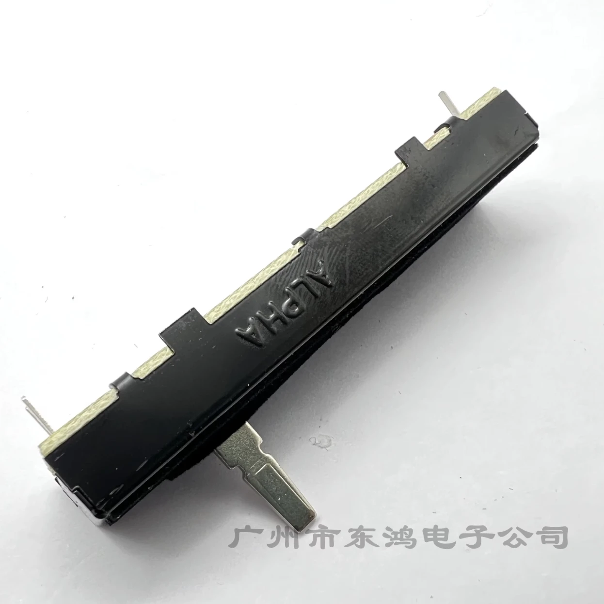 

3PCS Taiwan Province ALHA 7.3 straight sliding potentiometer 0B50K single coupling shaft length 15MM