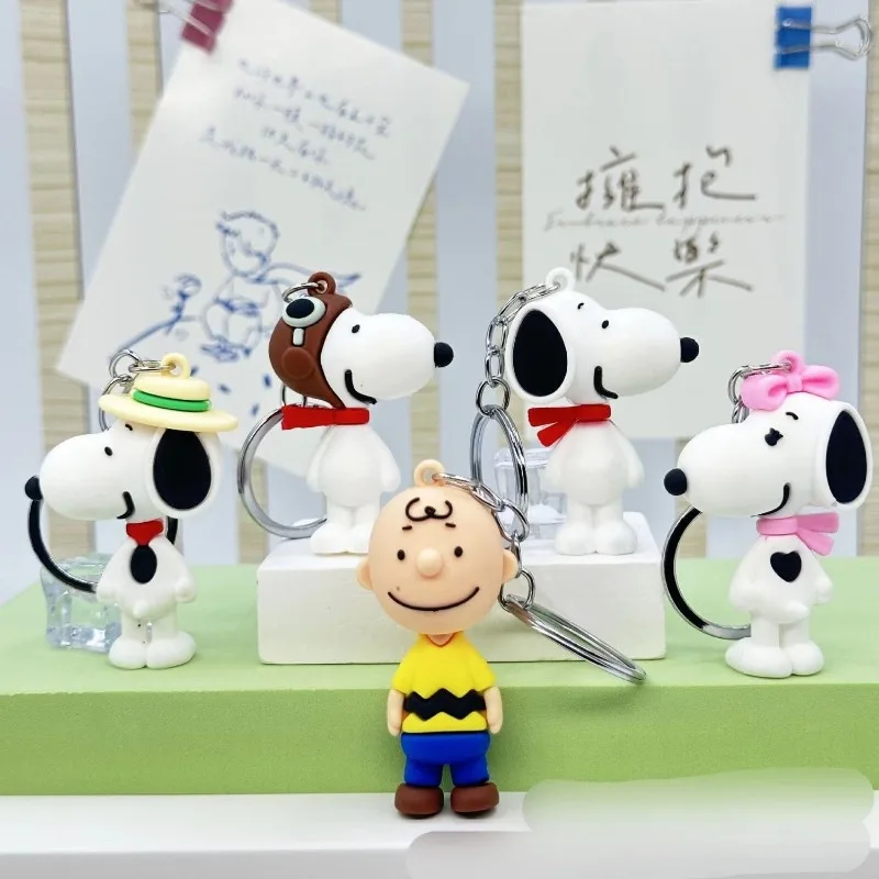 Charlie cute Snoopy creative cartoon doll bag exquisite decorative pendant car silicone portable keychain holiday gift wholesale