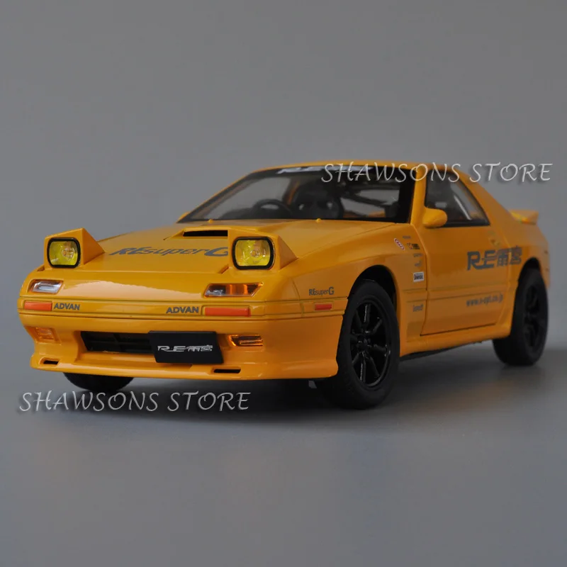 1:24 waga Model odlewu zabawka samochodowa RX-7 RX7 miniaturowa replika Pull Back światło dźwiękowe