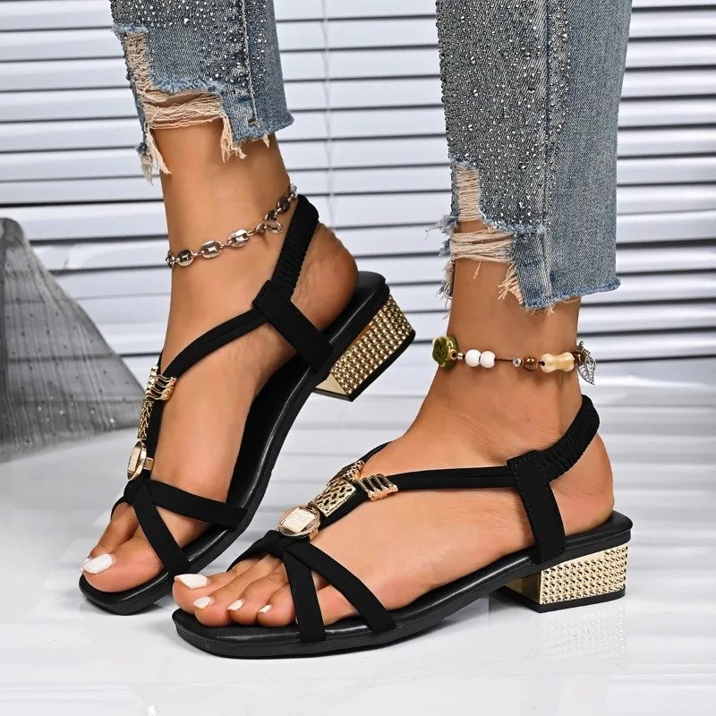 bohemia-metal-flor-decoracao-cruz-cinta-sandalias-femininas-2025-verao-sandalias-de-salto-medio-moda-deslizamento-em-sapatos-de-praia-feminino