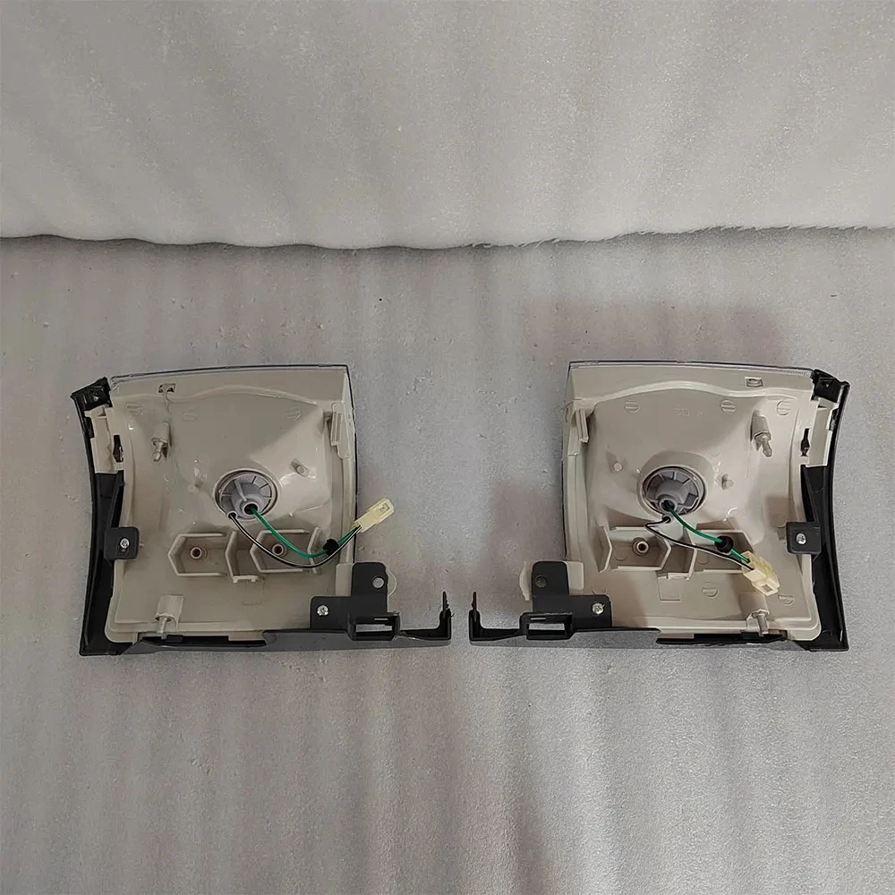 

A pair Car Corner light Automobile Turn Signal Light For Toyota Haice RZH112 LH168 TRH122 1994 1995 1996 1997 1998 1999 2000
