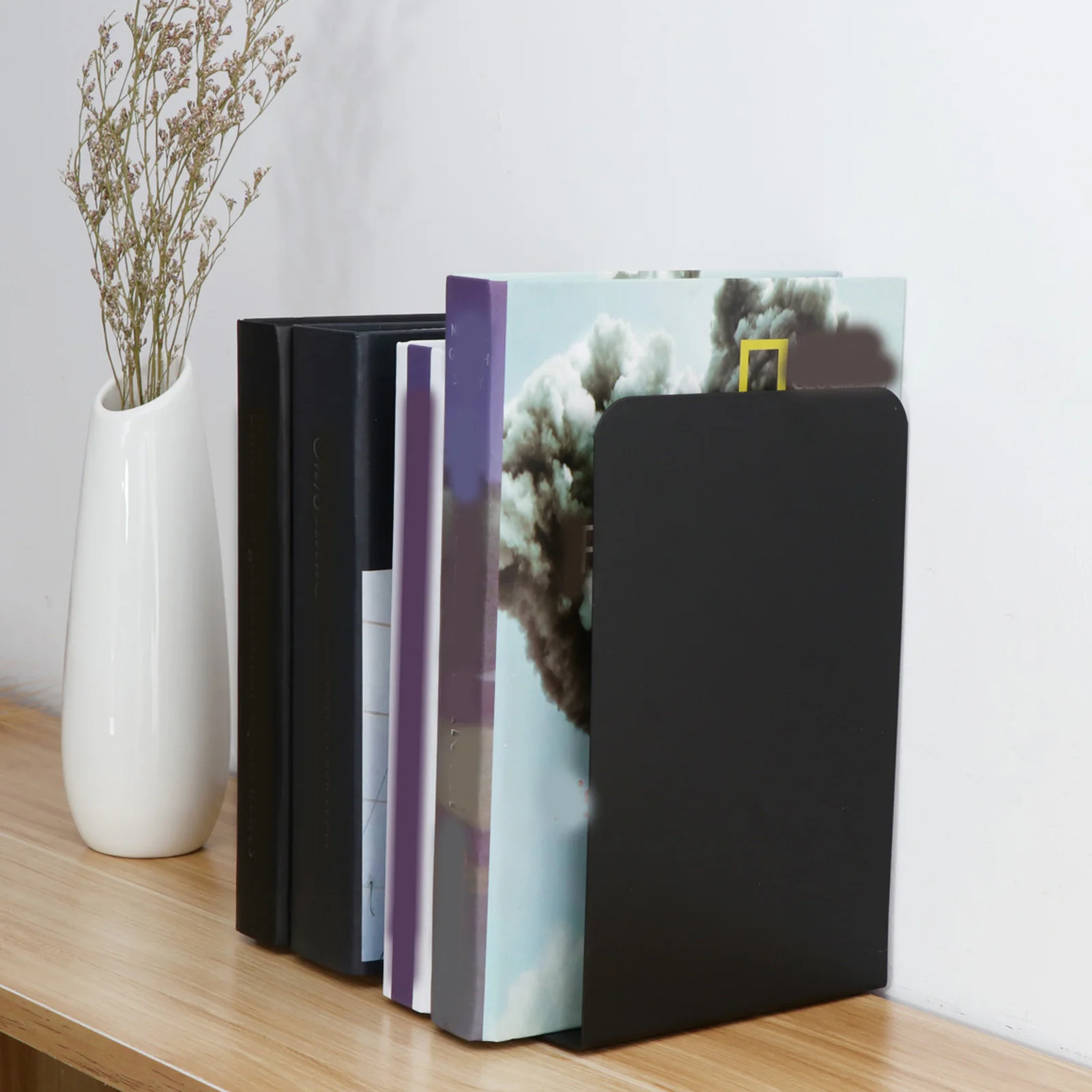 زوج واحد من حامل الكتب المعدني شديد التحمل والديكور بتصميم عصري أسود وقاعدة ثابتة ومضادة للانزلاق وحامل كتب آمن للكتب #3