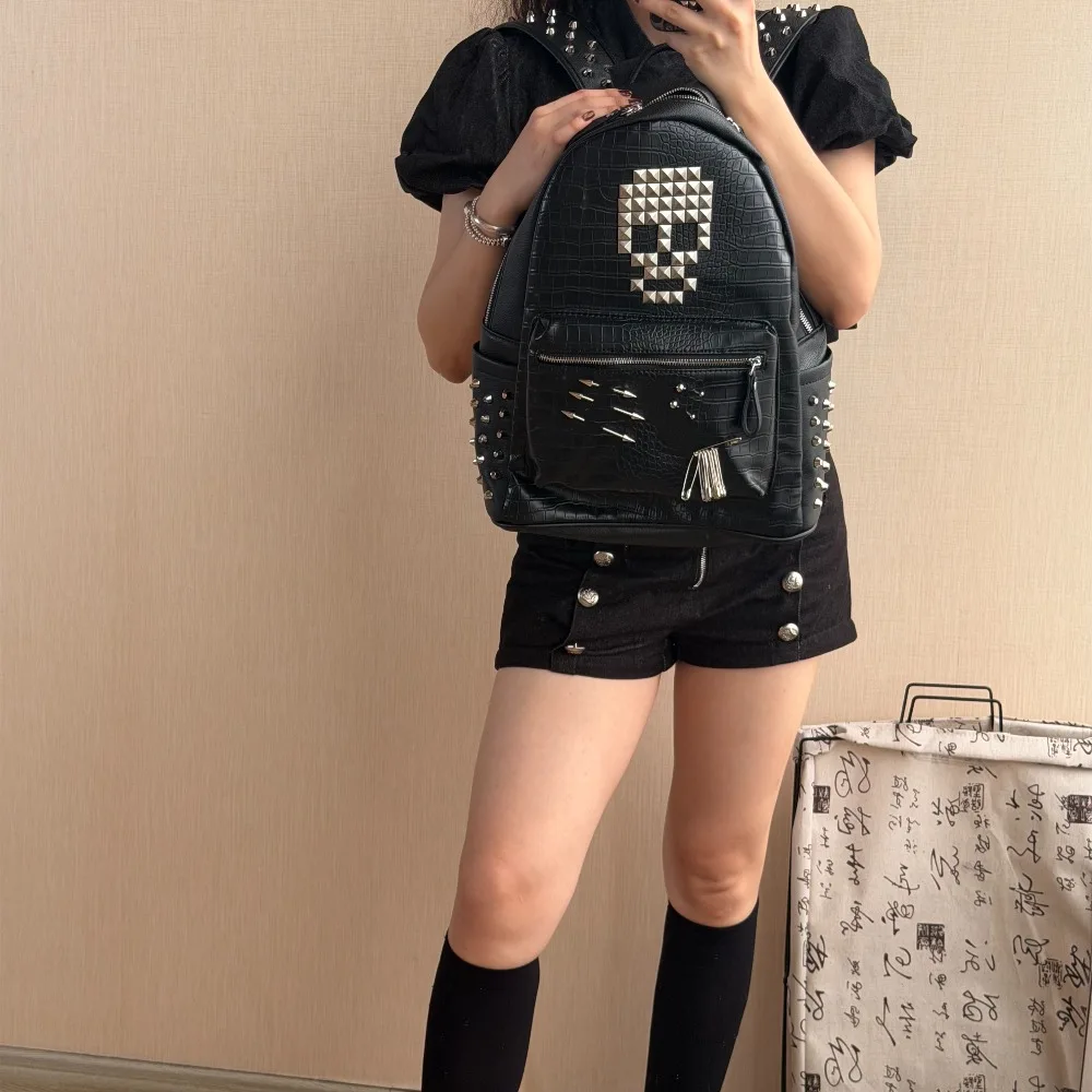 Original Black Crocodile Pattern Skull Rivet Backpack Pin Decoration Street Fashion Computer Schoolbag for Men and Women view 5