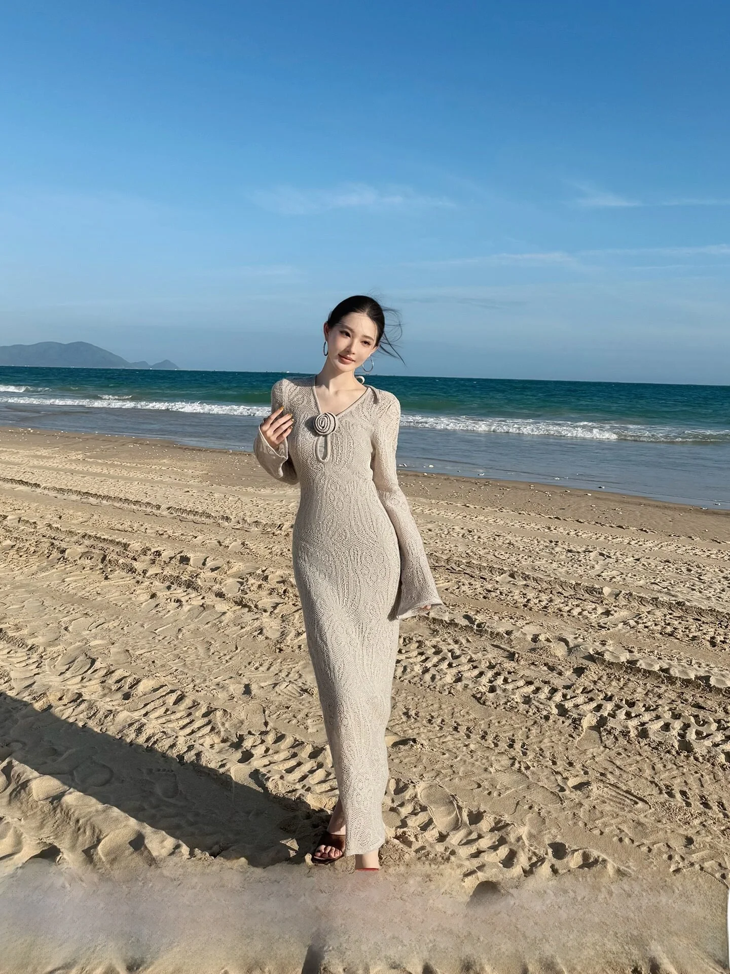 

ALIN Women's Knitted Woolen Dr Slim Fit V-Ne Long Sve Floral Patterned Wrap Waist Design Suitable for Commuting