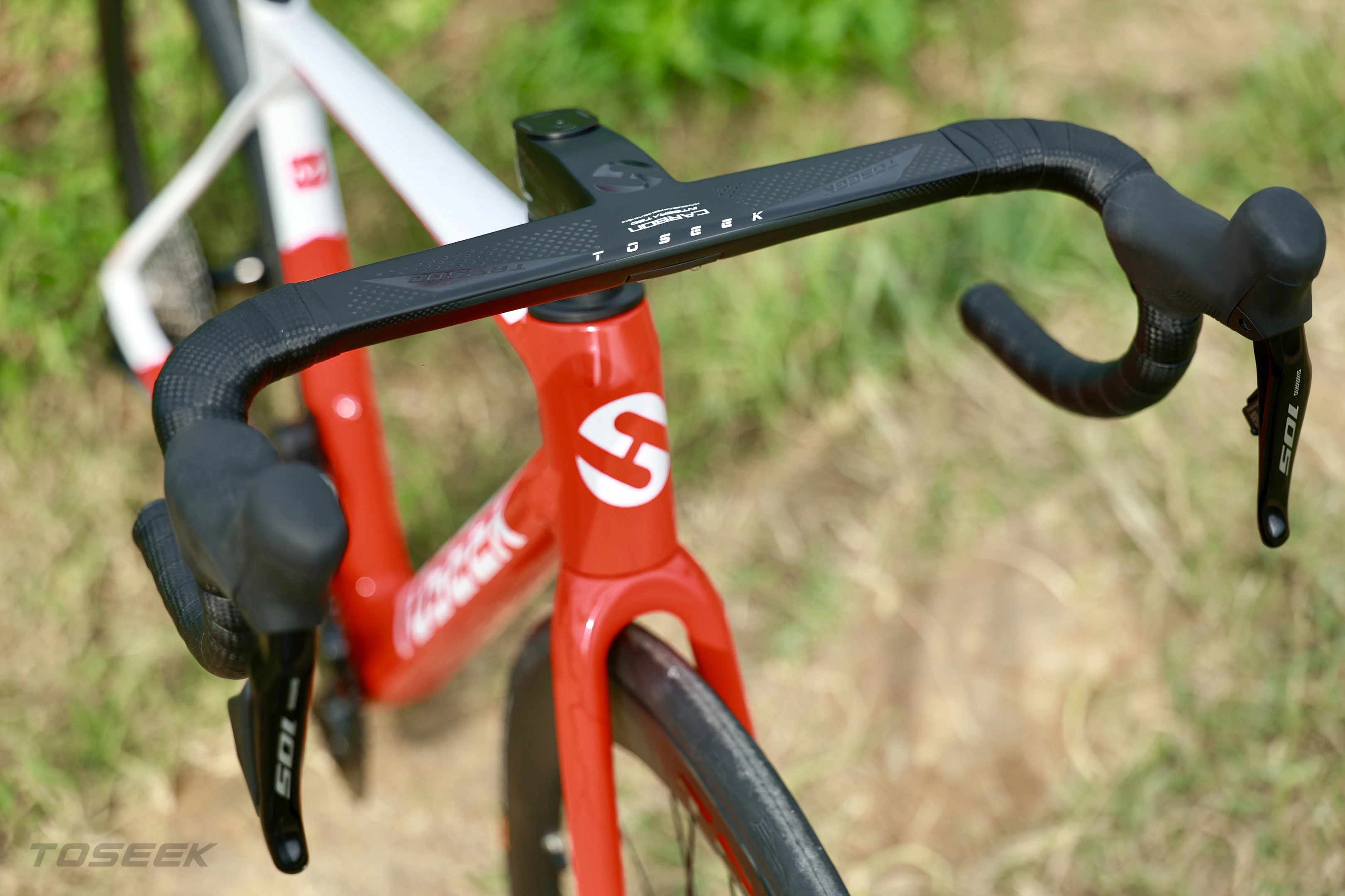 TOSEEK Fahrradlenker Drop Bar T800 Rennrad-Carbonlenker Integrierter Rennradlenker Gebogener Lenker Interne Kabelführung Fahrradteil – Detail 22