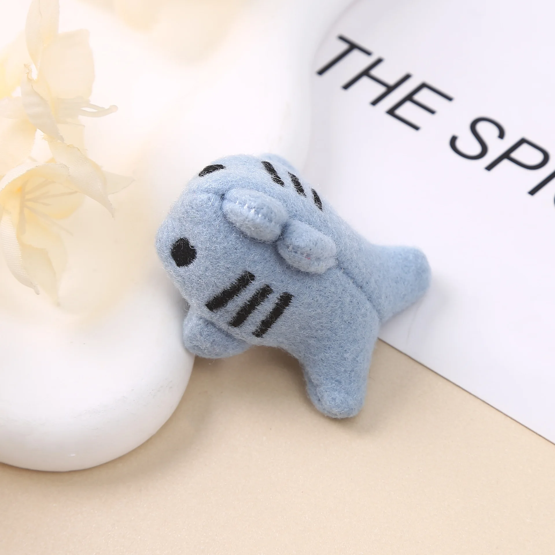 400 ชิ้น ขายส่ง อุปกรณ์ตกแต่งโบว์สีครีมแบบใหม่ สำหรับงาน DIY ชุดฉลาม เครื่องประดับตกแต่ง กิ๊บติดผม เครื่องประดับศีรษะ ของเล่นตกแต่ง