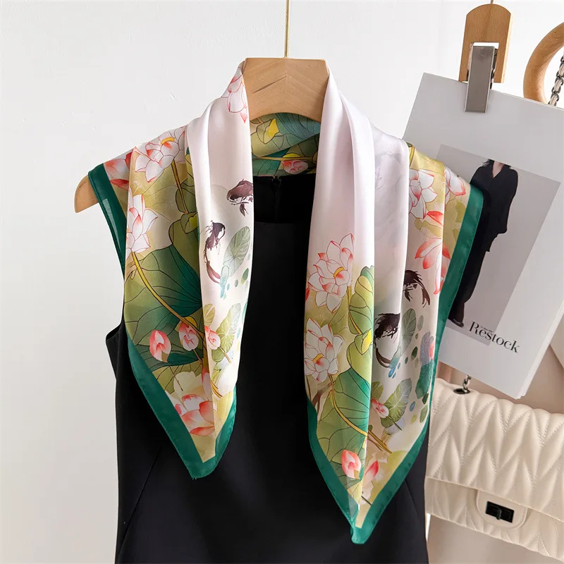 

Summer 70x70cm Square Scarf for Women Shade Sun Protection Print Imitation Silk Scarf Designer Foulard Femme Scarves Hijab Bag