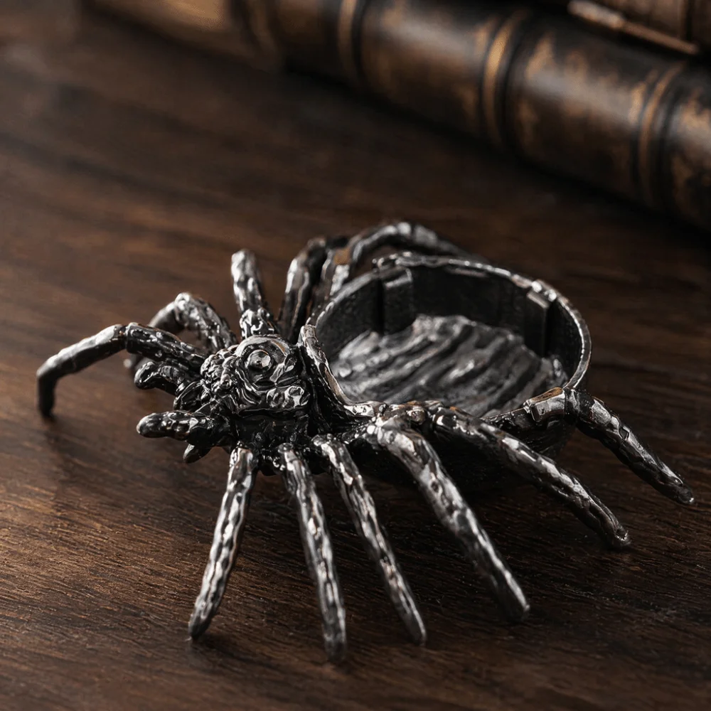 Vintage Spider Shaped Jewelry Tray Gothic Alloy Crystal Ball Stand Decoration Exquisite Candle Holder Aroma Holder Tray