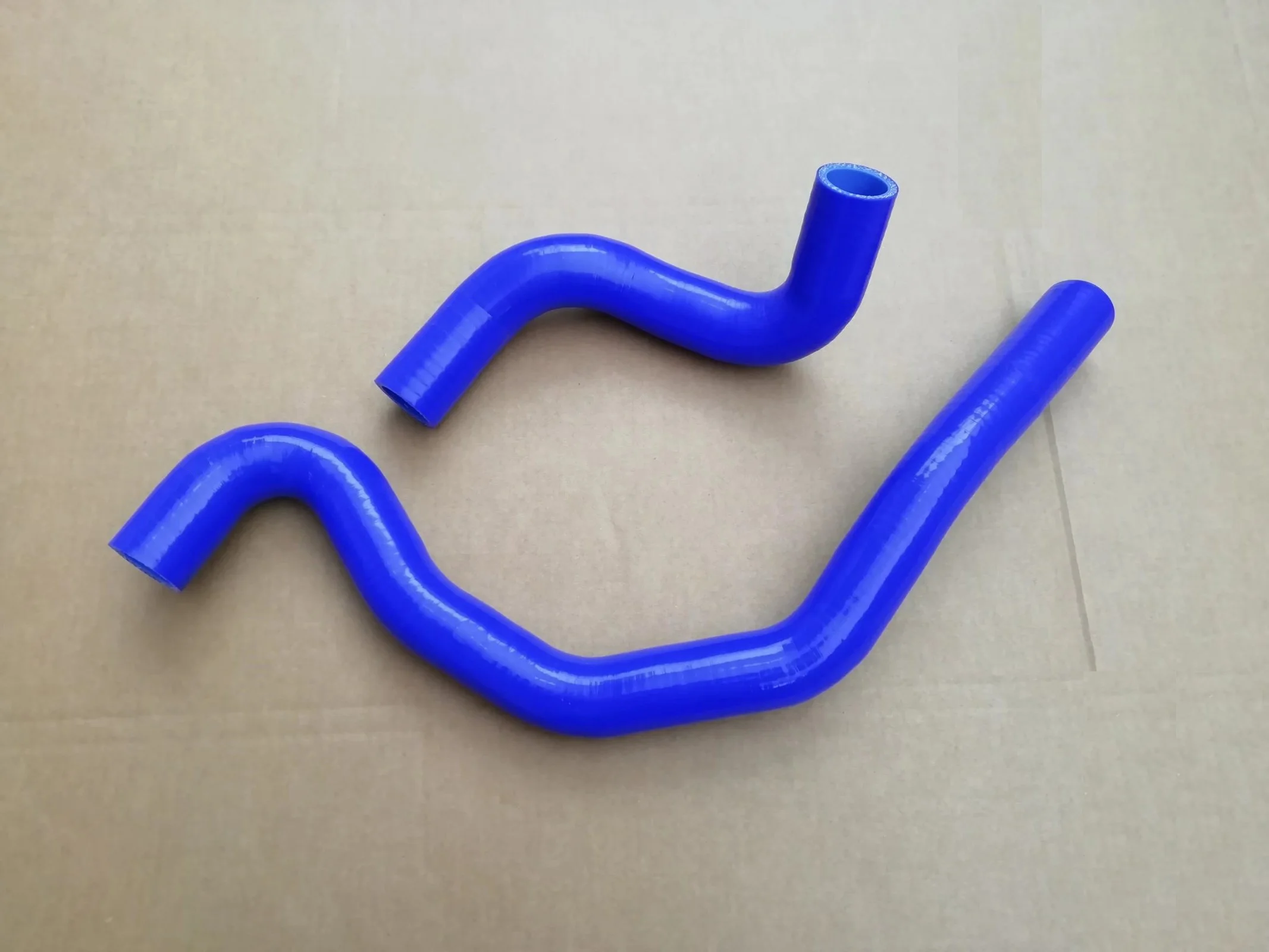 Silicone Radiator Coolant Hose for Toyota Harrier Lexus RX300 2.4 ACU30 ACU35 16572-28160 16571-28190