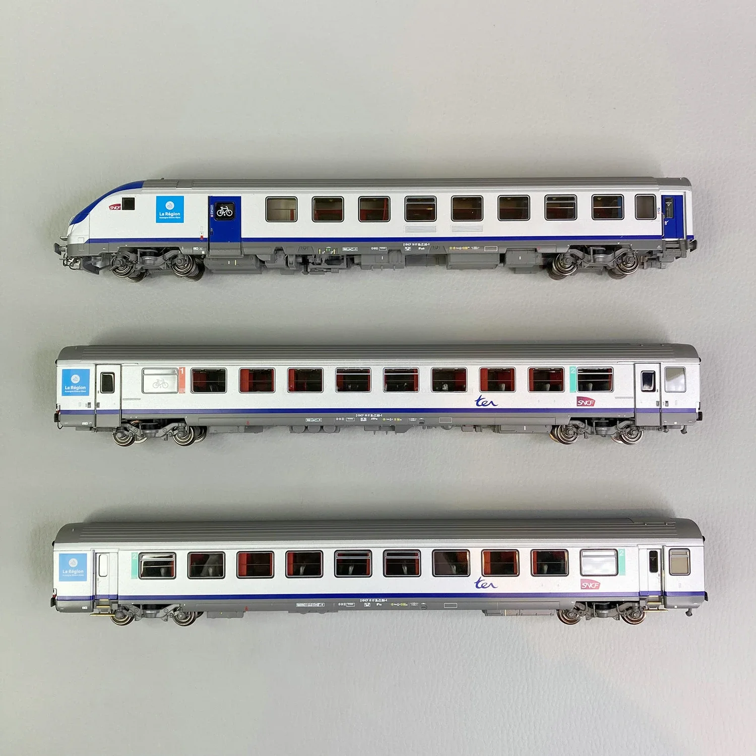 Train Model LS MODEL HO Type 1/87 LSM Intercity Train DC Version 41232 Blue Label 3 Section Set