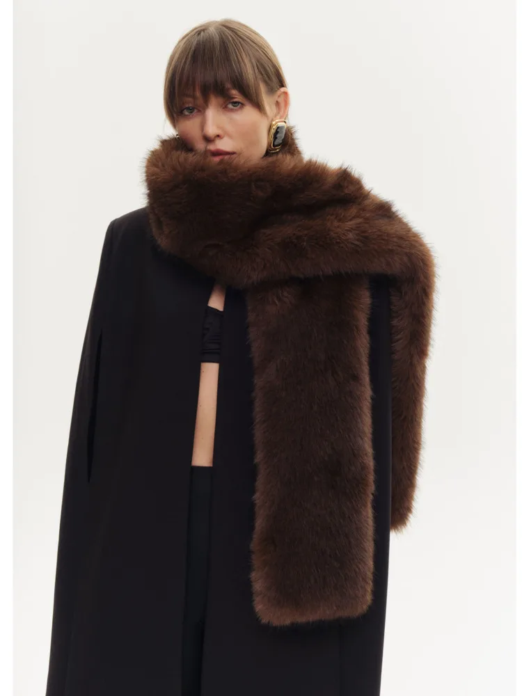 DFDG 2025 Sciarpa in pelliccia sintetica ecologica da donna invernale con colletto a scialle vintage Designer di lusso caldo accessorio natalizio Sciarpa in puro colore