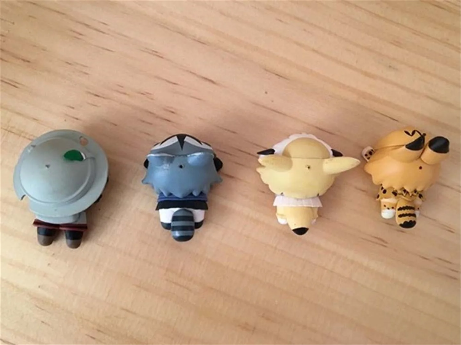 لطيف كيمونو الأصدقاء سيرفال كابان أرايجوما فينيك التميمة الشكل المفاتيح كيرينغ حامل المفاتيح حقيبة قلادة كرة صغيرة سلسلة دمية لعبة