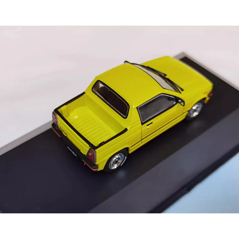 modele-de-voiture-en-alliage-suzuki-1985-echelle-1-43-collection-d'ornements-jouet-de-vehicule