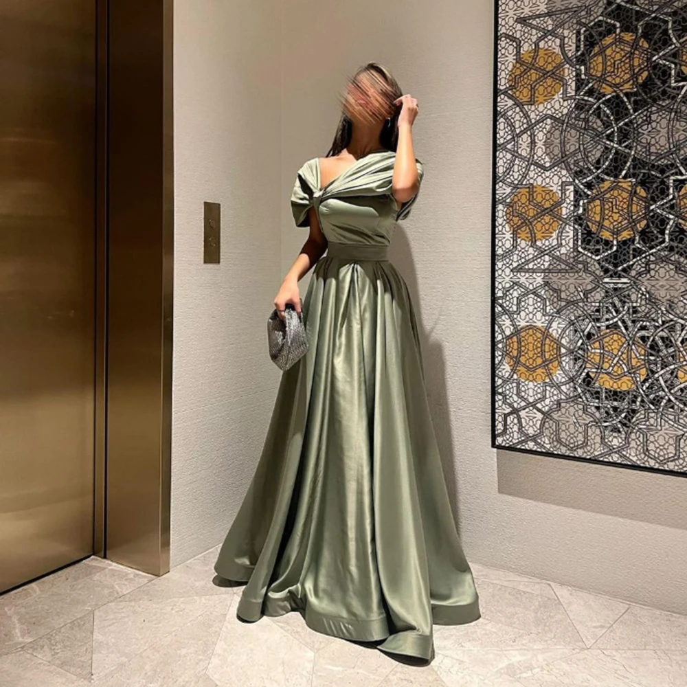 

Customized Simple Off the Shoulder Pleat A-line Satin Ruched Evening Dresses Sleeveless Pageant Prom Gown robes de soirée