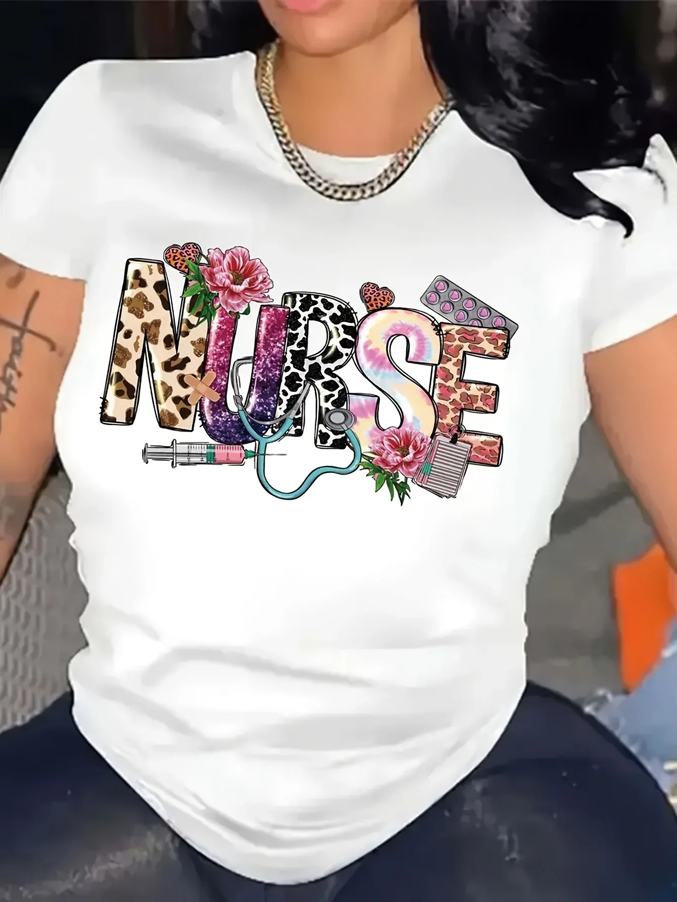 

Полиэстер, круглая сезонная комфортная одежда для медсестры, яркая прочная ткань, женская повседневная дышащая ткань с рукавами и принтом в виде сердца