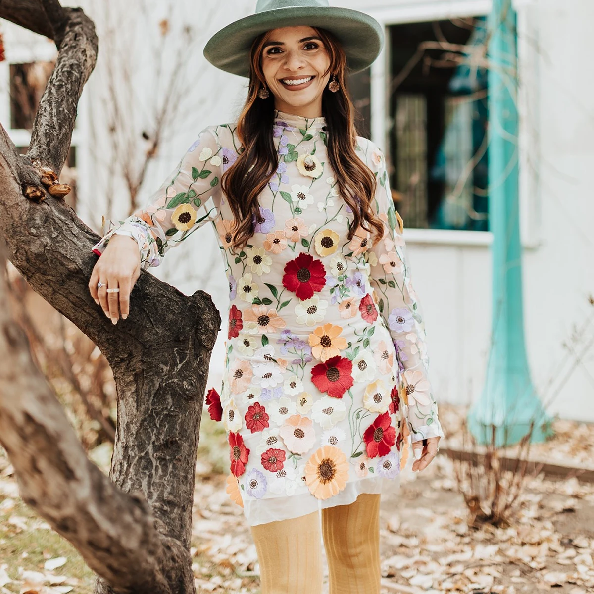 

High Collar Colorful Mini Bodycon Dress Long Sleeves Embroidered Flowers Blossom Customize Open Back Unique Wedding Bridal Gowns