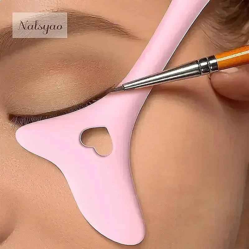 Eyeliner Stencil Wing Tips Silicone Eyeliner Aid Reusable Makeup Eye Liner Pencil Auxiliary Wearing Aid