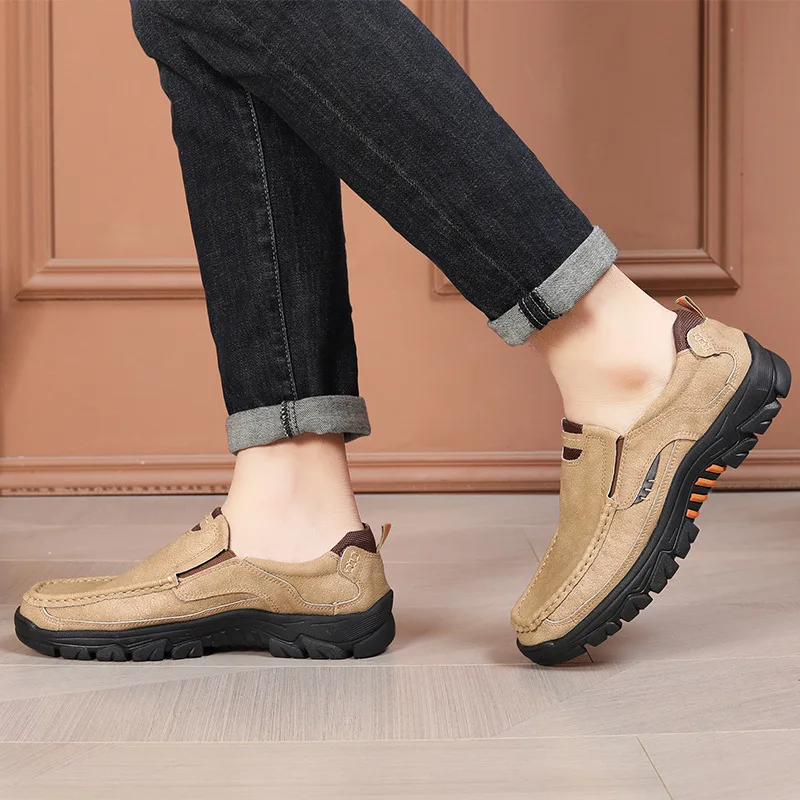 Zapatos bajos cómodos para hombre, zapatos de cuero informales de moda de alta gama, zapatos de suela suave antideslizantes de cuero de microfibra