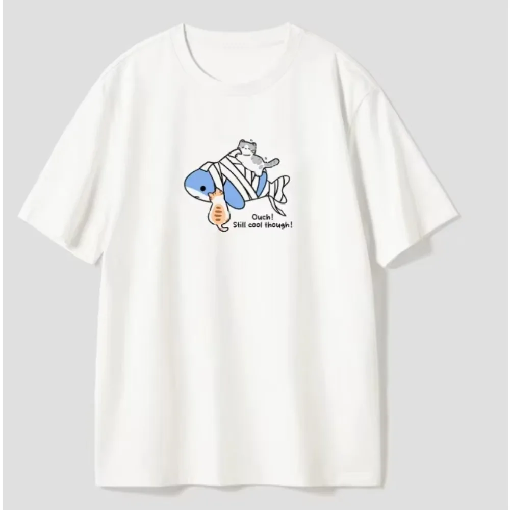 Cute Cat Graphic T Shirt Funny Winking Cat Design Short-sleeved Tee Casual Fashion Simple Top for Cat Lovers Versatile & Stylish