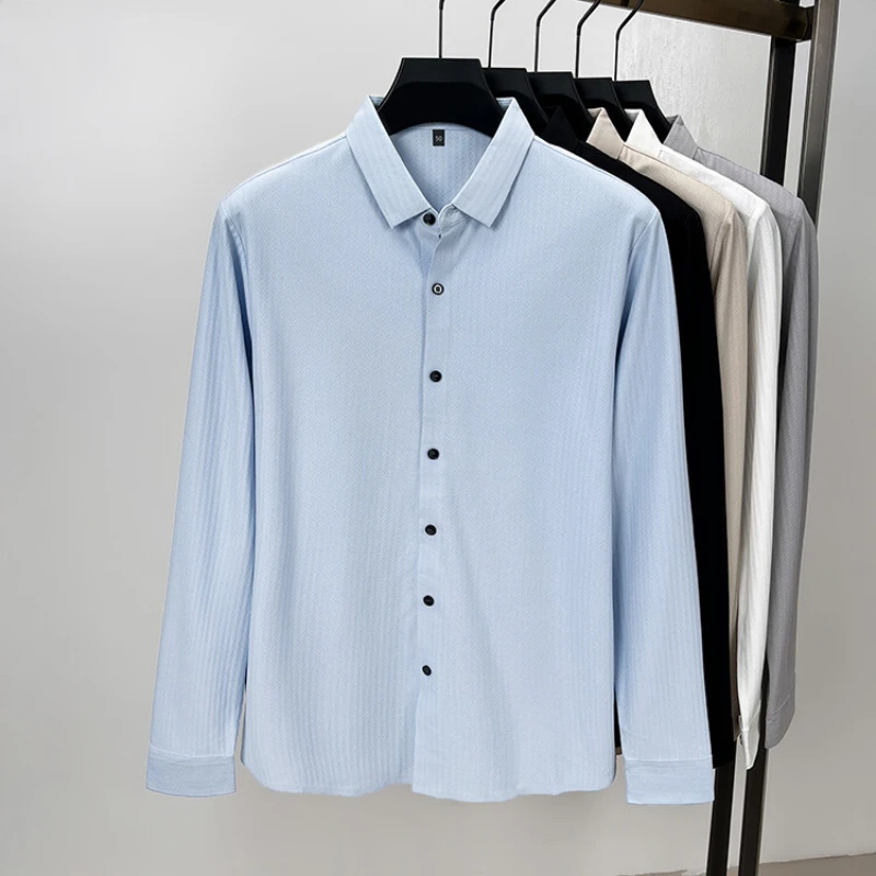 Striped Business Casual High Quality Long-sleeved Shirt for Men, Suitable for Daily Work and Commuting, Made of 51.8% Cotton.