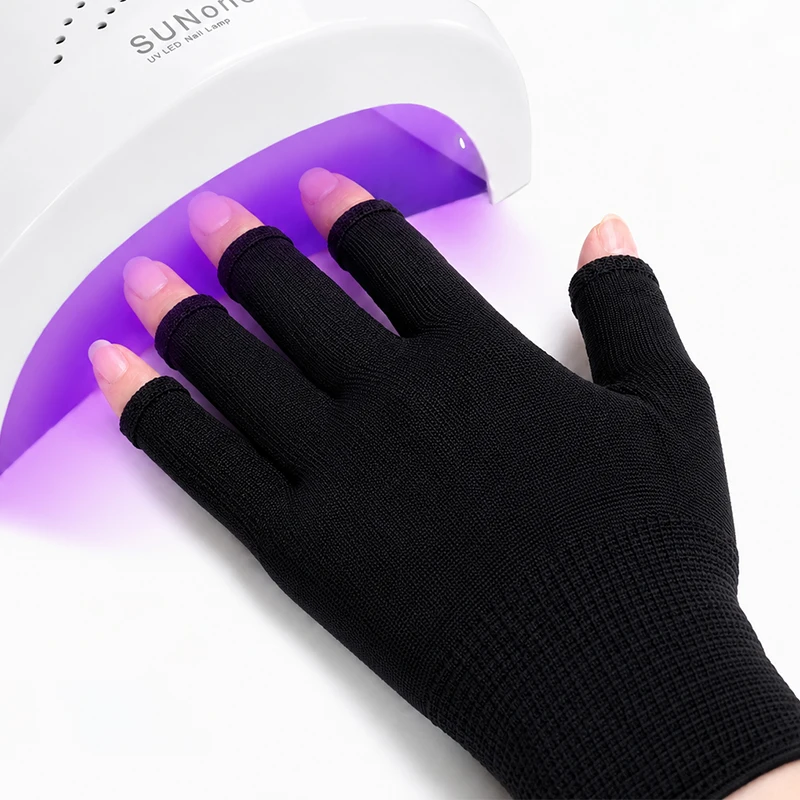 1Pair New Anti UV Black Thin Nail Gloves Anti Black UV Gel Shield Glove Fingerless Manicure Nail Art Tools LED Lamp Nails Dryer