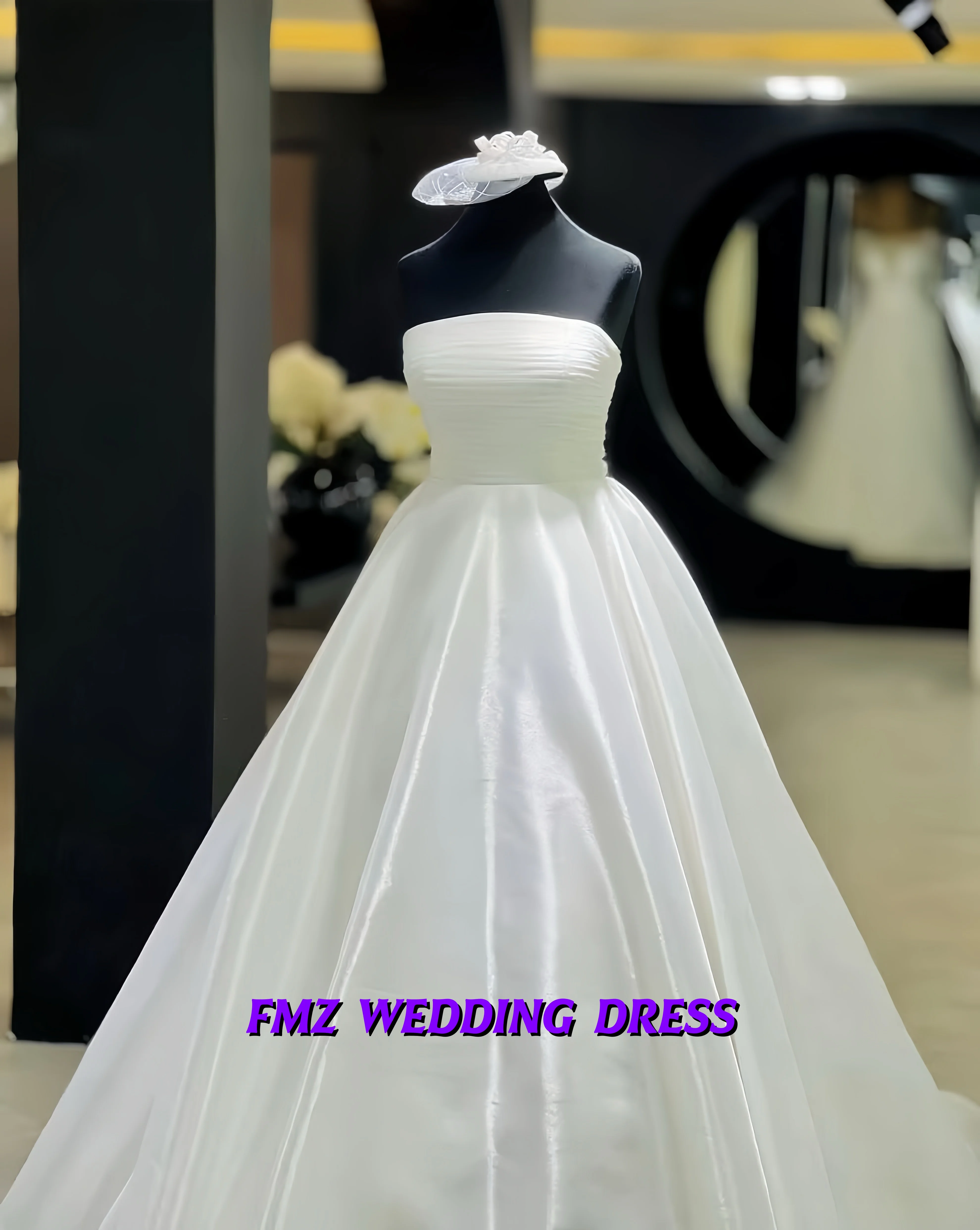 

Customized Elegant wedding dress strapless sleeveless A-LINE robe de mariee wedding dress vestidos de novia