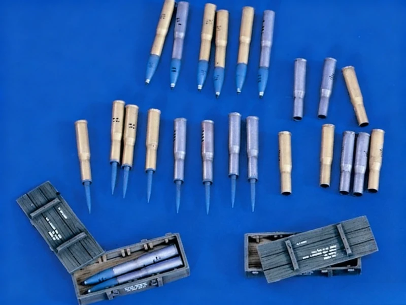 1/35 Scale Die-cast Resin Model Kit Russian Tank 100mm Ammo Set Scene Model Accessory Needs Self-assembly and Coloring