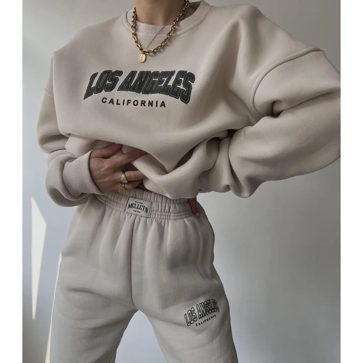 

2023 Women's Casual Sweater Long Swed Pants Set Comfortable Faionable Autumn Workwear Student orm School orm