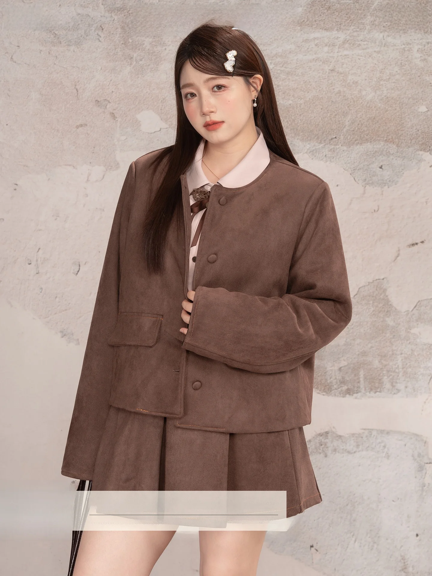 

Новинка: Женский комплект из замшевой куртки и юбки больших размеров, цвет кофе, зимний, на хлопковой подкладке, из двух предметов, в корейском стиле, для повседневной носки