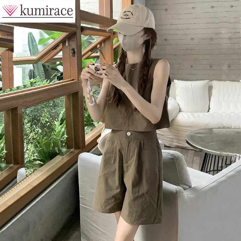 2024 Summer Light Maturity and Age Reducing Korean Edition Western Fashion Wide Leg Shorts Two Piece Women's Wear Shorts