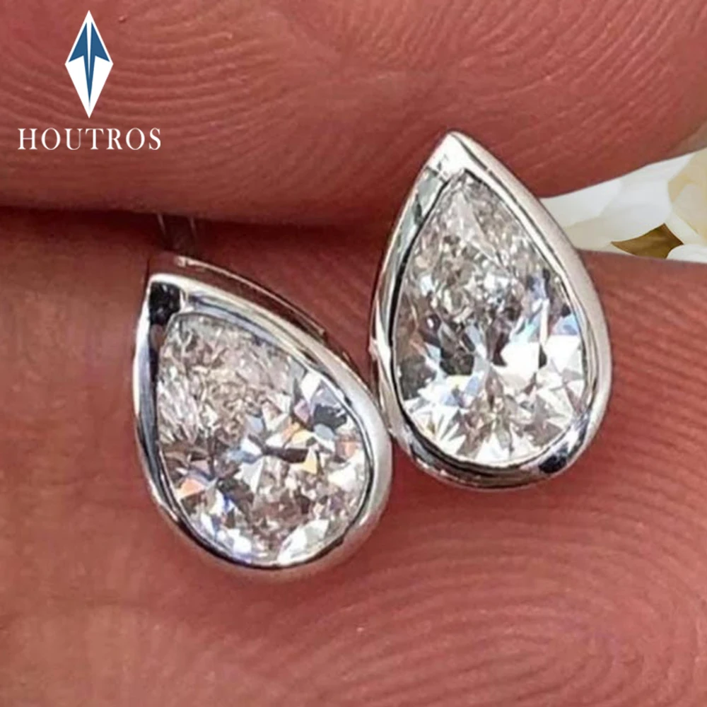 

1 Carat Bezel Set Pear Cut Moissanite Stud Earrings for Women 925 Sterling Silver Solitaire Diamond Ear Studs Party Jewelry Gift
