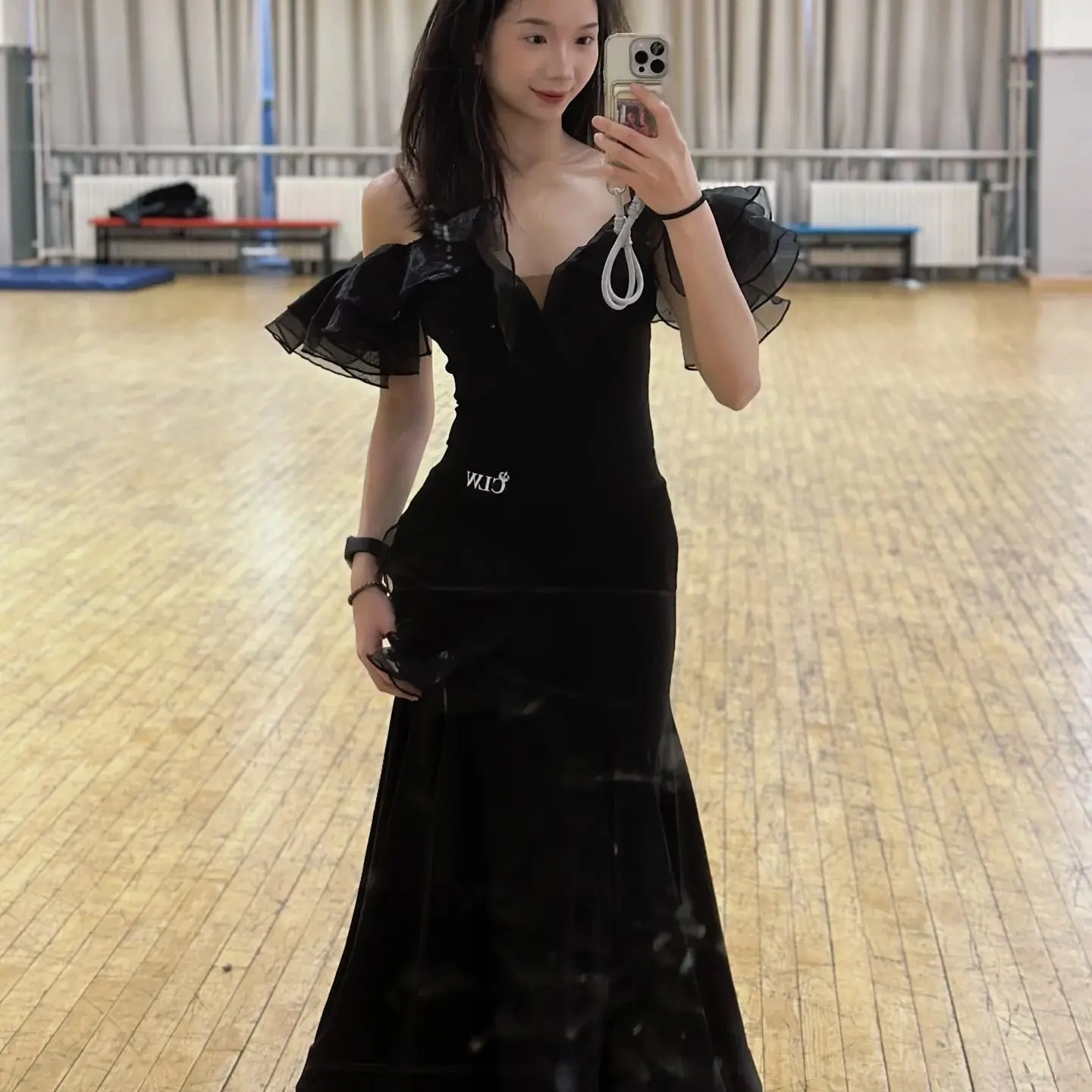 Nowy strój do tańca towarzyskiego, nowoczesny, damski, z odkrytymi ramionami, z dużym rozkloszowaniem, sukienka z rozcięciem, profesjonalny strój do tańca standardowego, DN22268