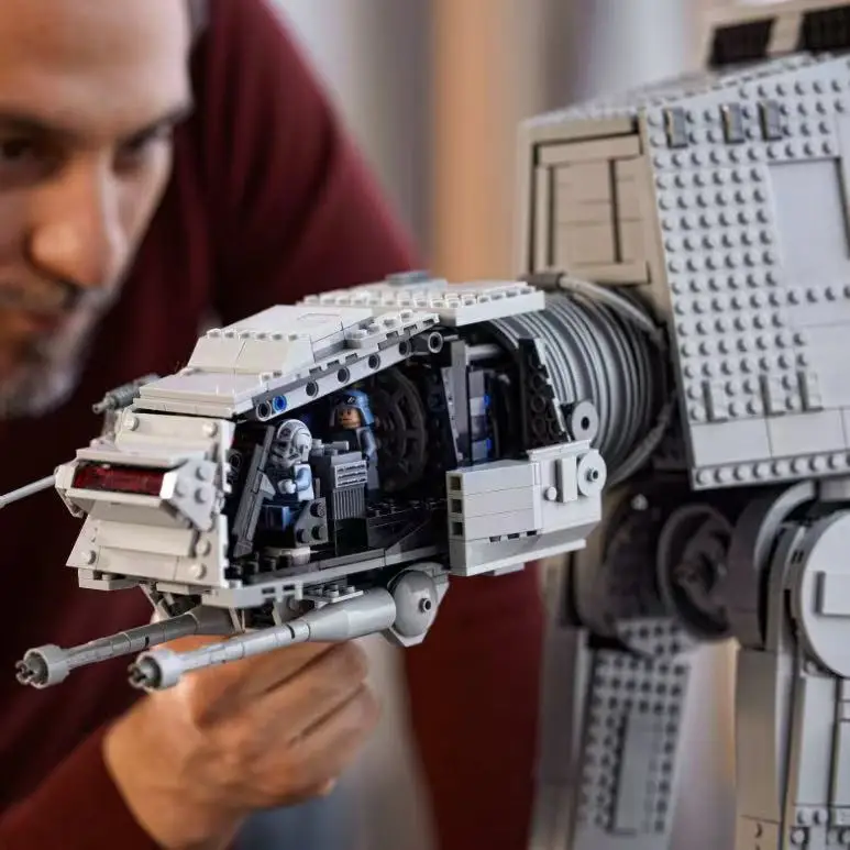 

Набор строительных блоков AT-AT (6785 деталей) 2026 Moc, в наличии, для декора дома, совместим с LEGO, подарок для детей и взрослых