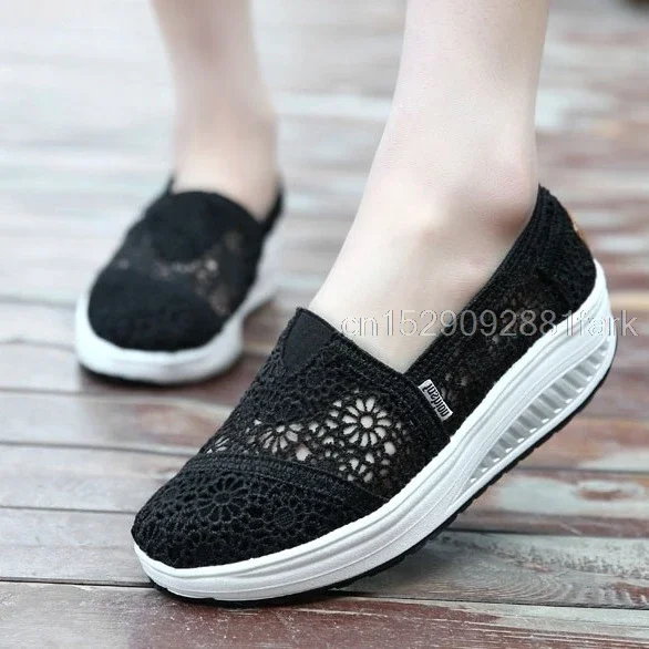 Women Toning Shoes Lace Breathable Swing Shoes Platforms Slip On Casual Shoes Female Slimming Wedge Sneakers