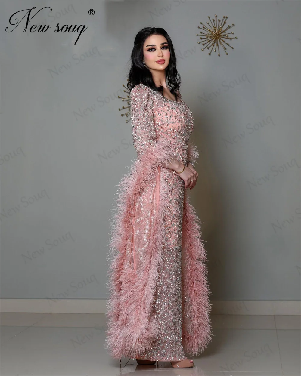 Personalizado rosa Beading vestidos de noite com penas e cristais, mangas até o chão vestido de cerimônia para festa de aniversário, Arábia Saudita