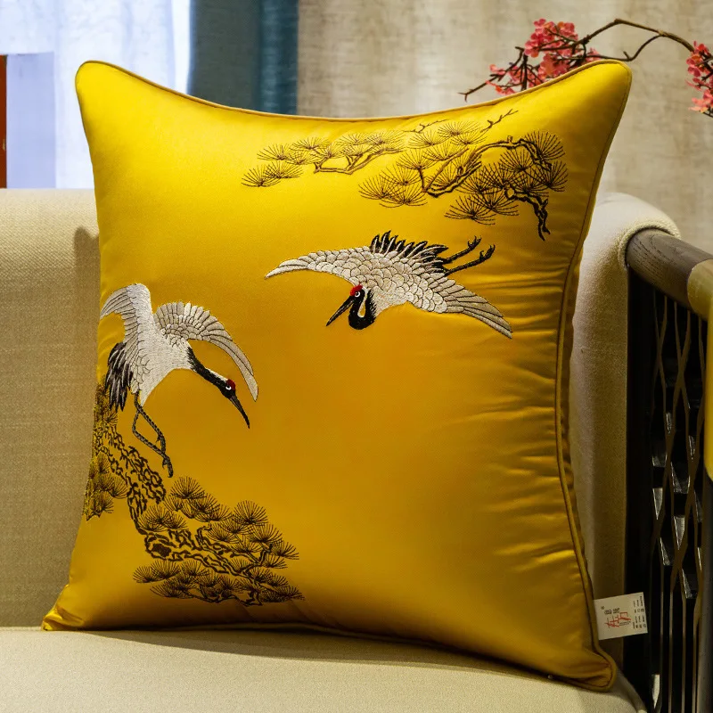 

Luxury Chinese Crane Embroidery Cushion Cover Premium Satin Pillow Case High Density Elegant Home Decor Sofa Throw Pillow Cover